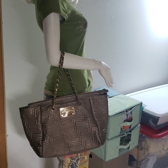 💋TRADED 💋Versace handbag 👜 - Picture 14 of 15